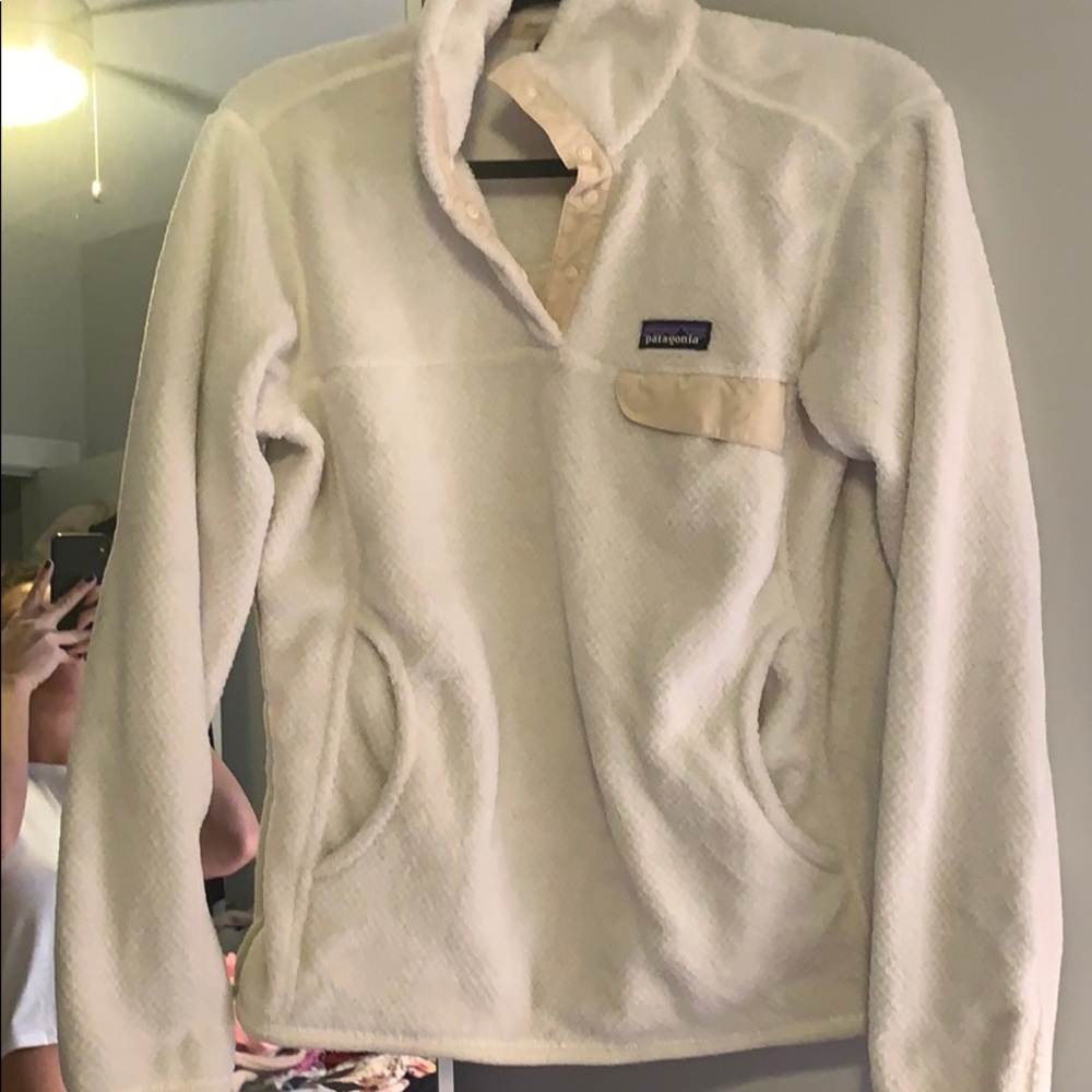 Patagonia fleece pullover
